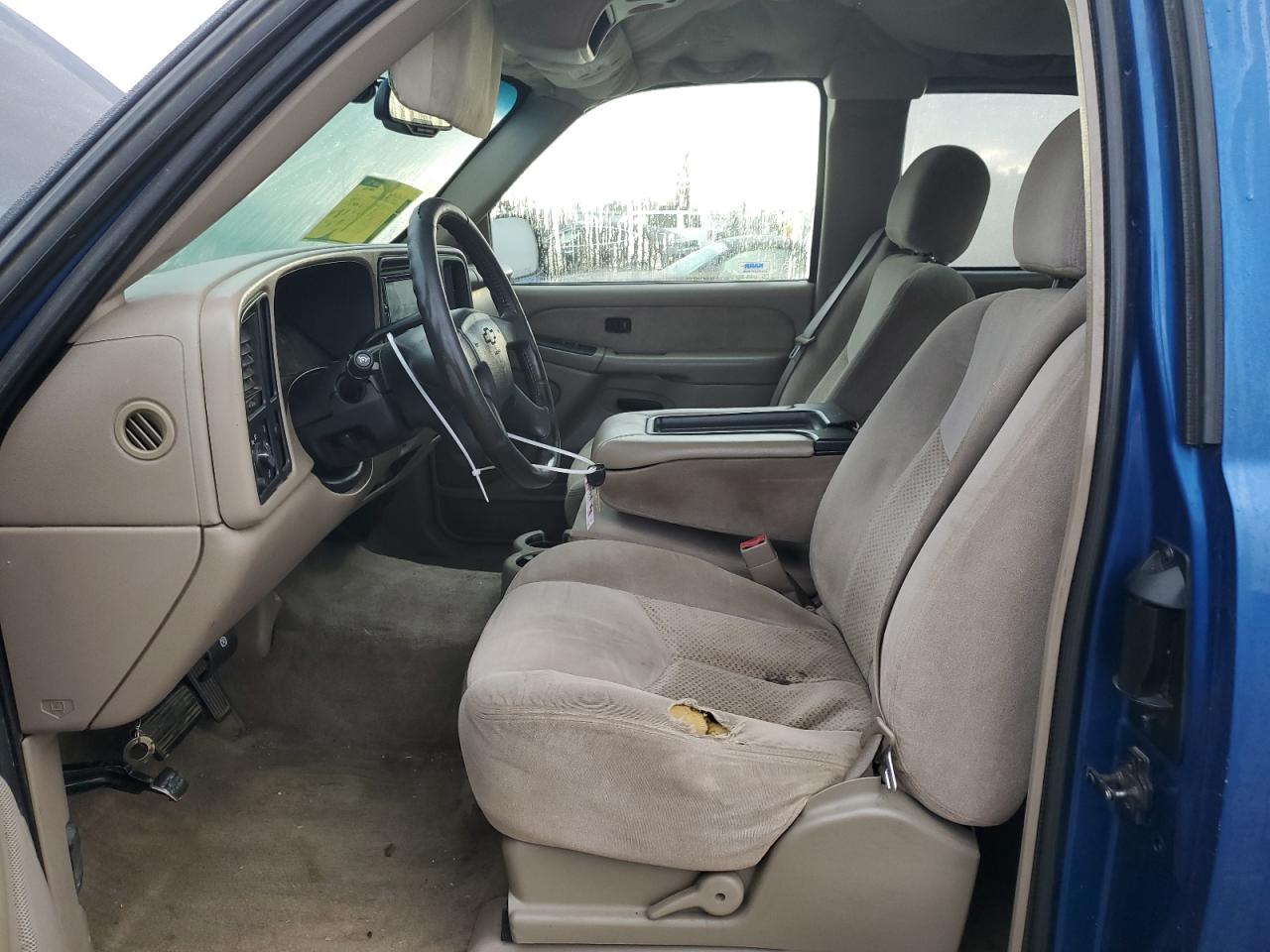 2003 Chevrolet Silverado - Image 7