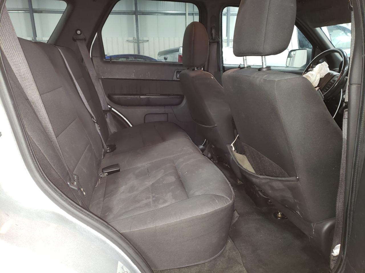 2012 Ford Escape - Image 11