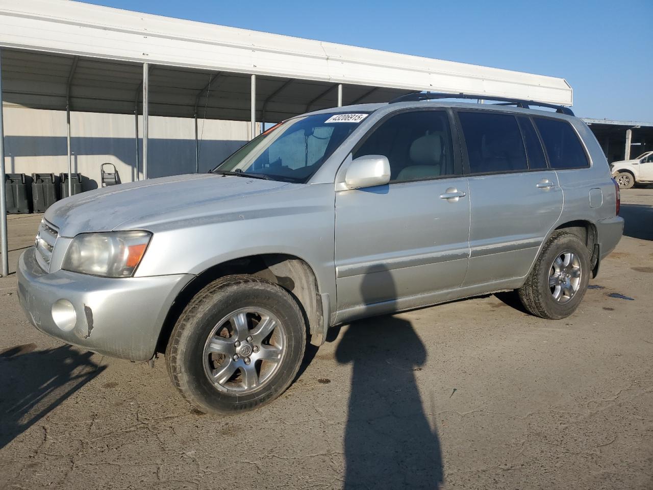 2005 Toyota Highlander - Image 1