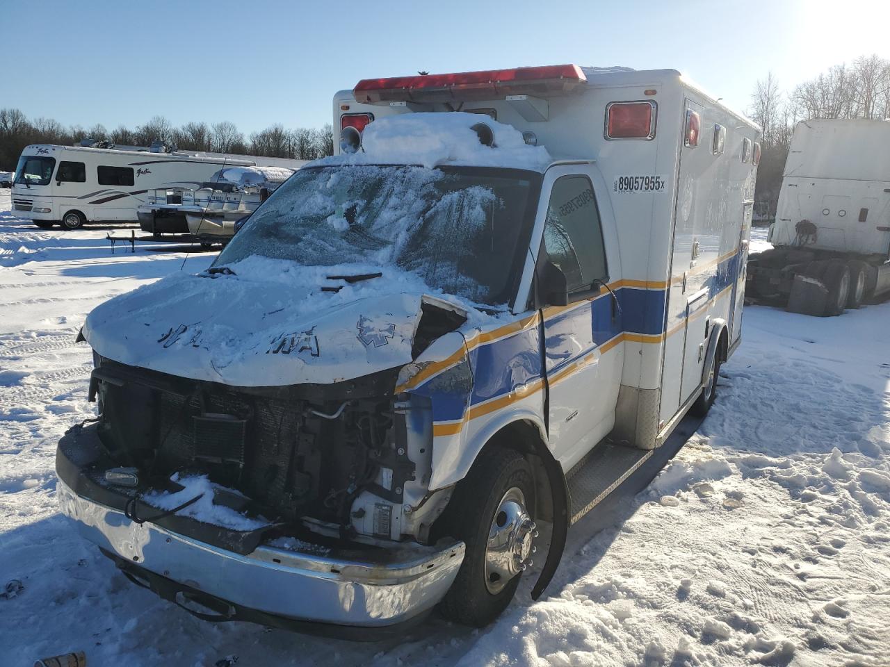 2010 Chevrolet Express - Image 1