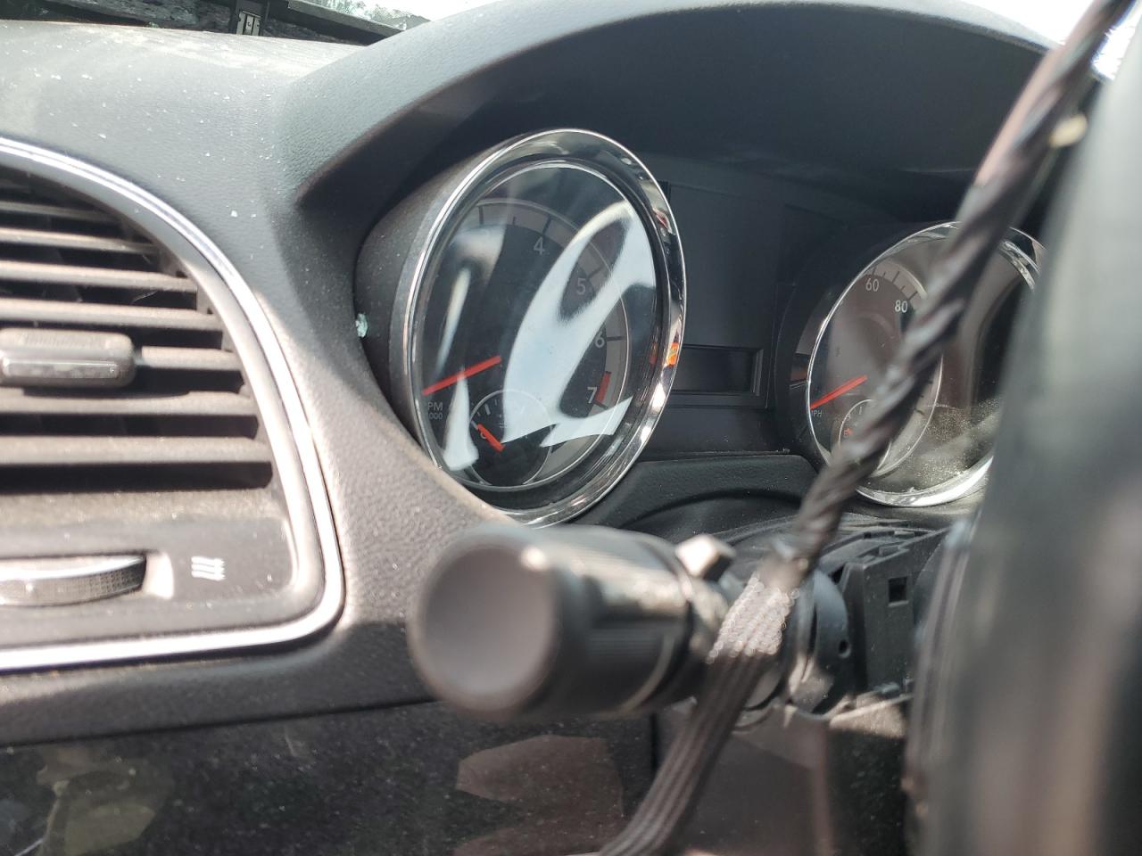 2019 Dodge Caravan - Image 9