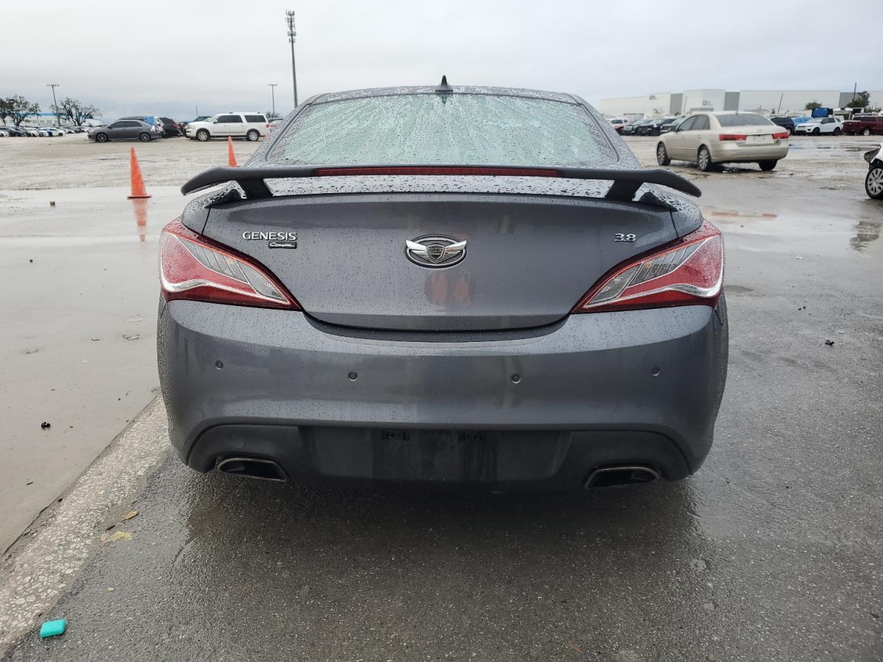 2015 Hyundai Genesis - Image 6