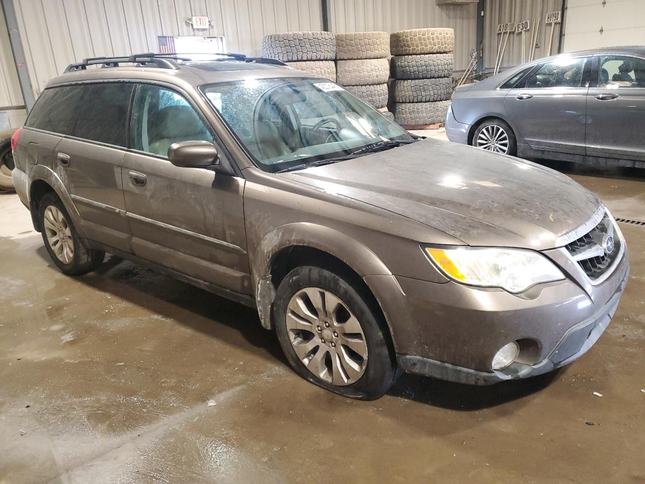 2009 Subaru Outback - Image 4