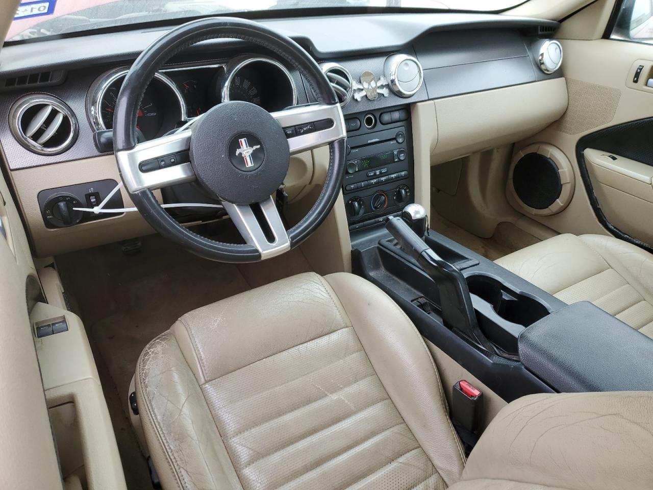 2007 Ford Mustang - Image 8