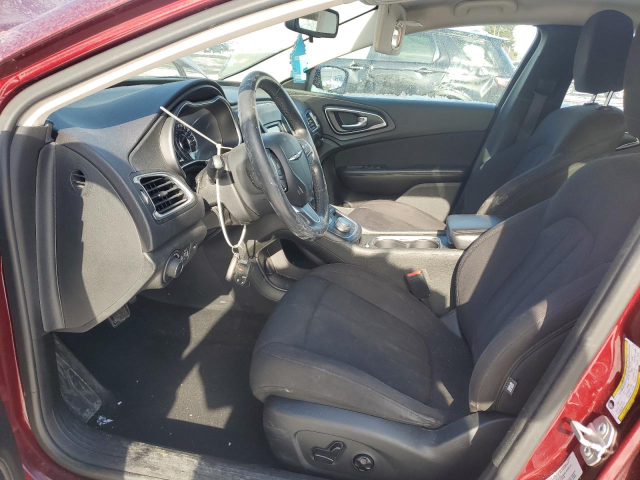 2015 Chrysler 200 - Image 7