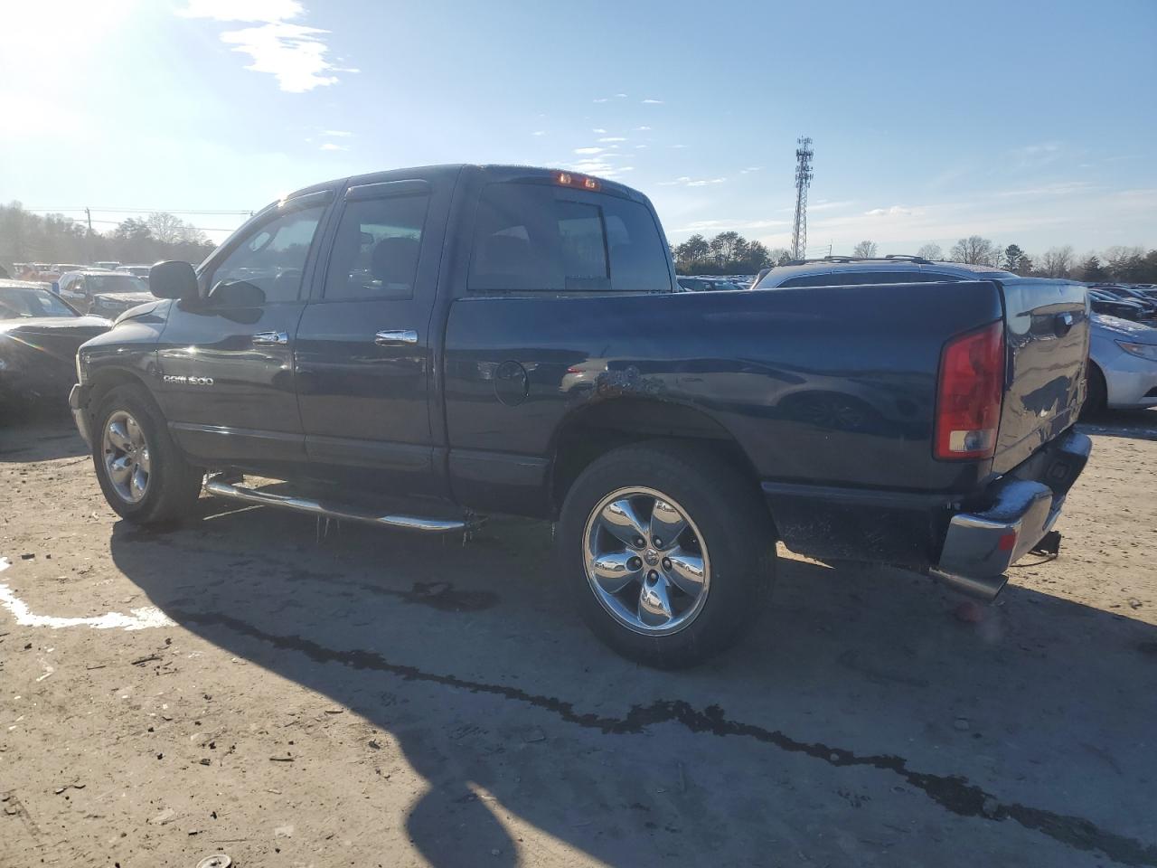 2004 Dodge RAM - Image 2