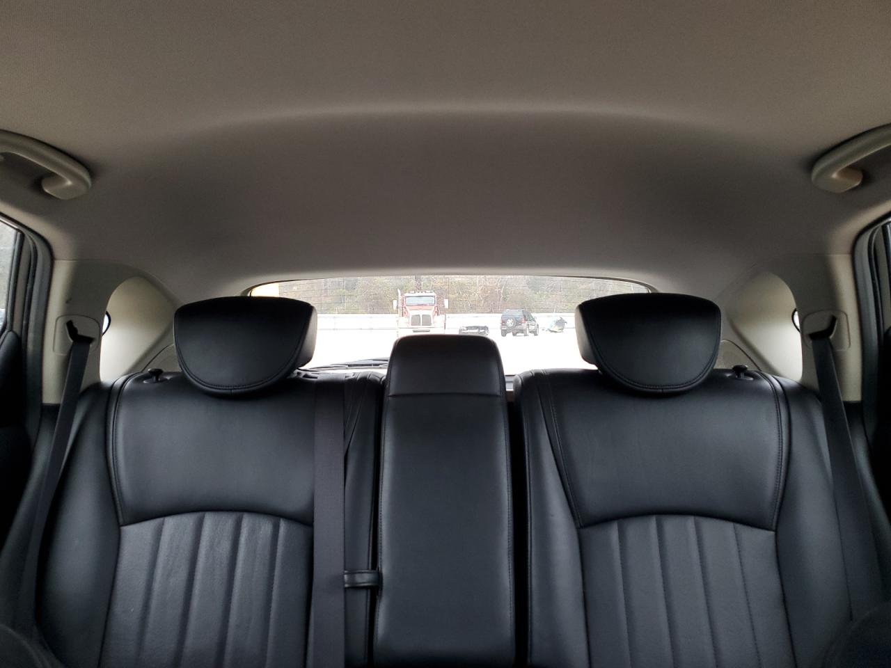 2017 Infiniti QX50 - Image 10