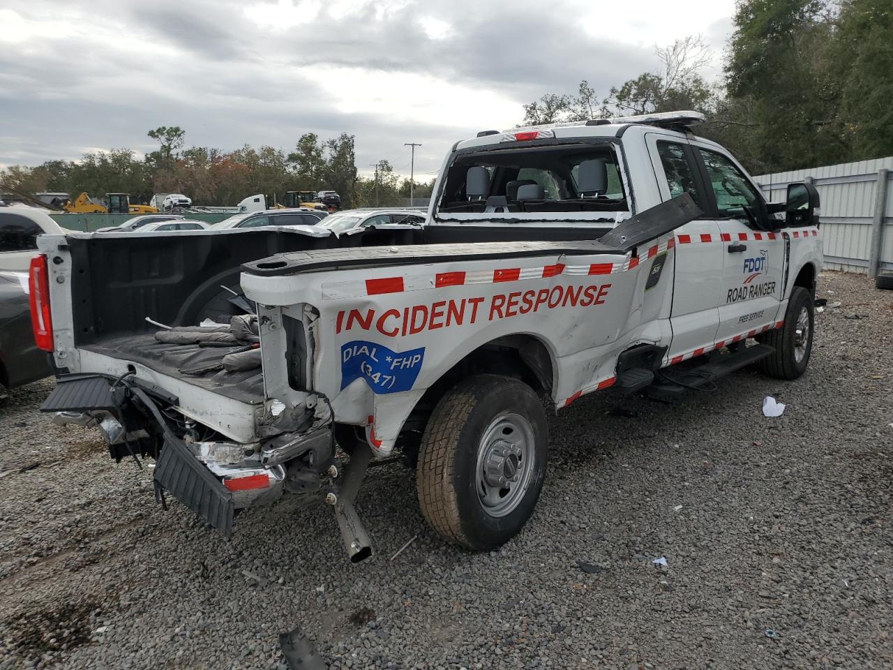 2023 Ford F250 - Image 3