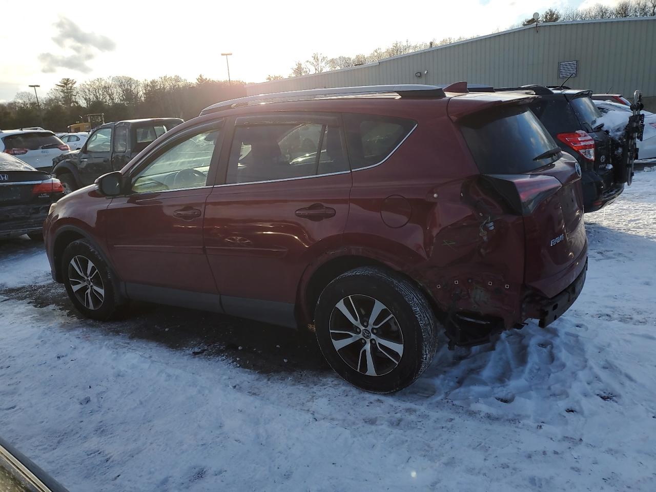 2018 Toyota RAV 4 - Image 2