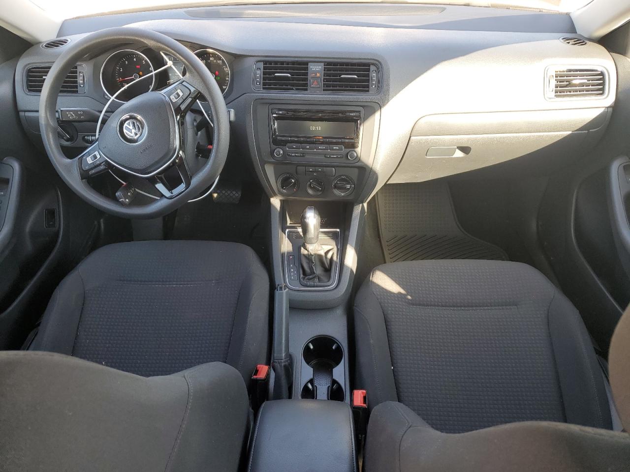 2015 Volkswagen Jetta - Image 8
