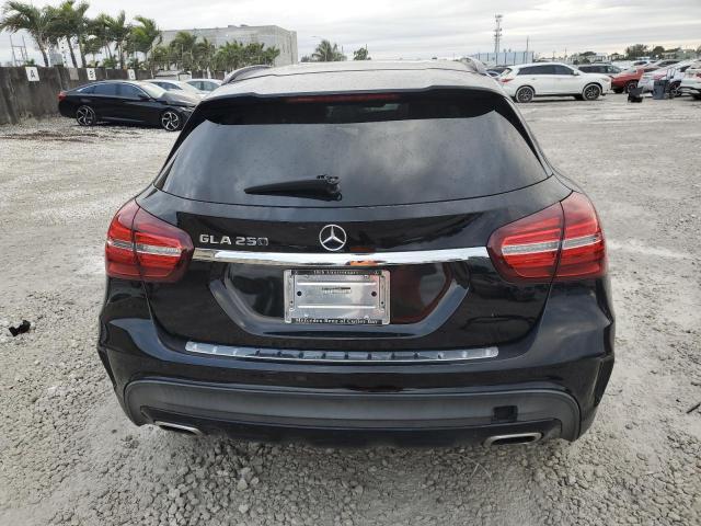  MERCEDES-BENZ GLA-CLASS 2020 Czarny