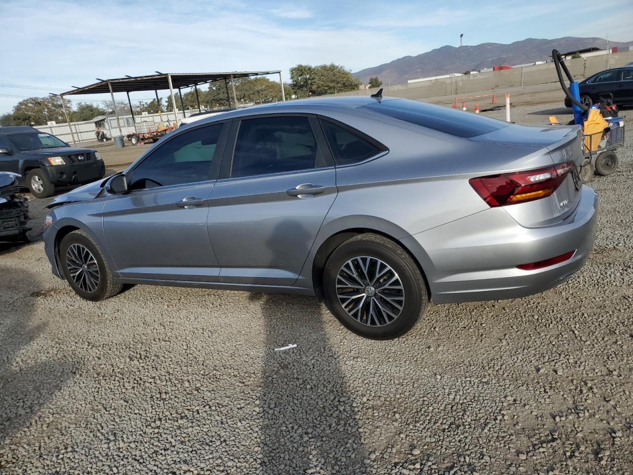 2019 Volkswagen Jetta - Image 2