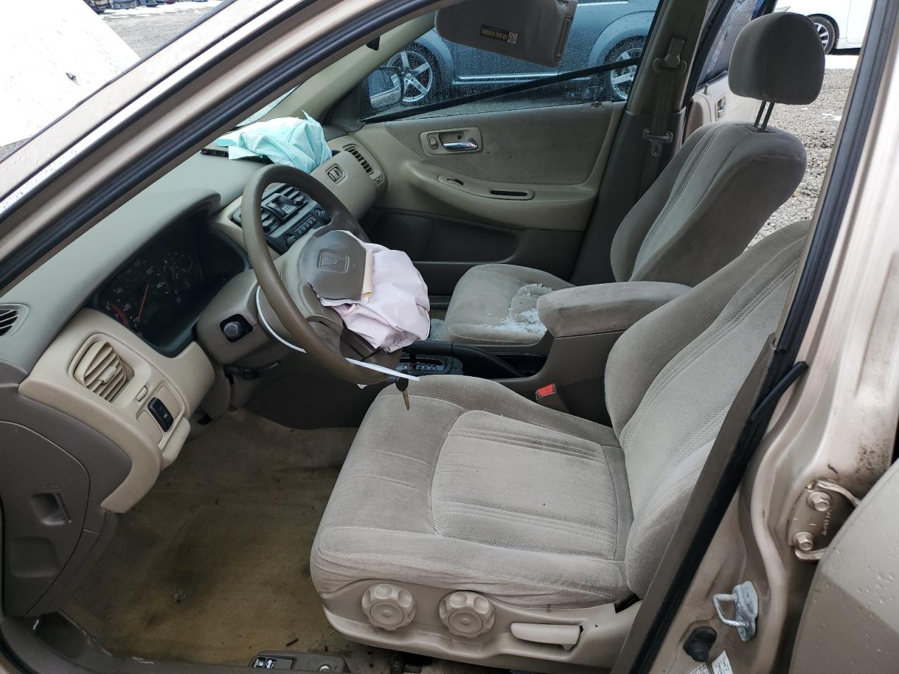 2000 Honda Accord - Image 7