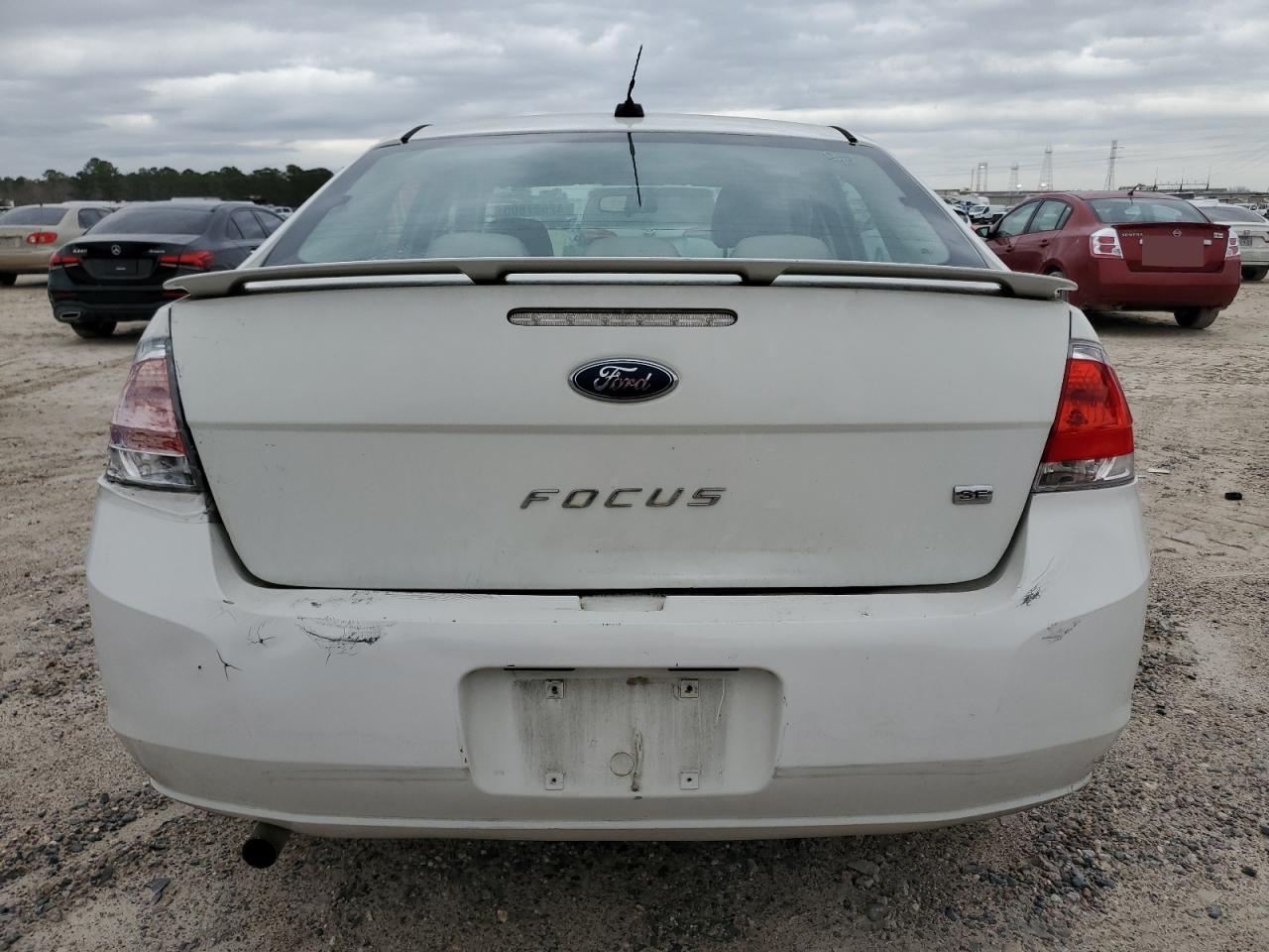 2011 Ford Focus - Image 6