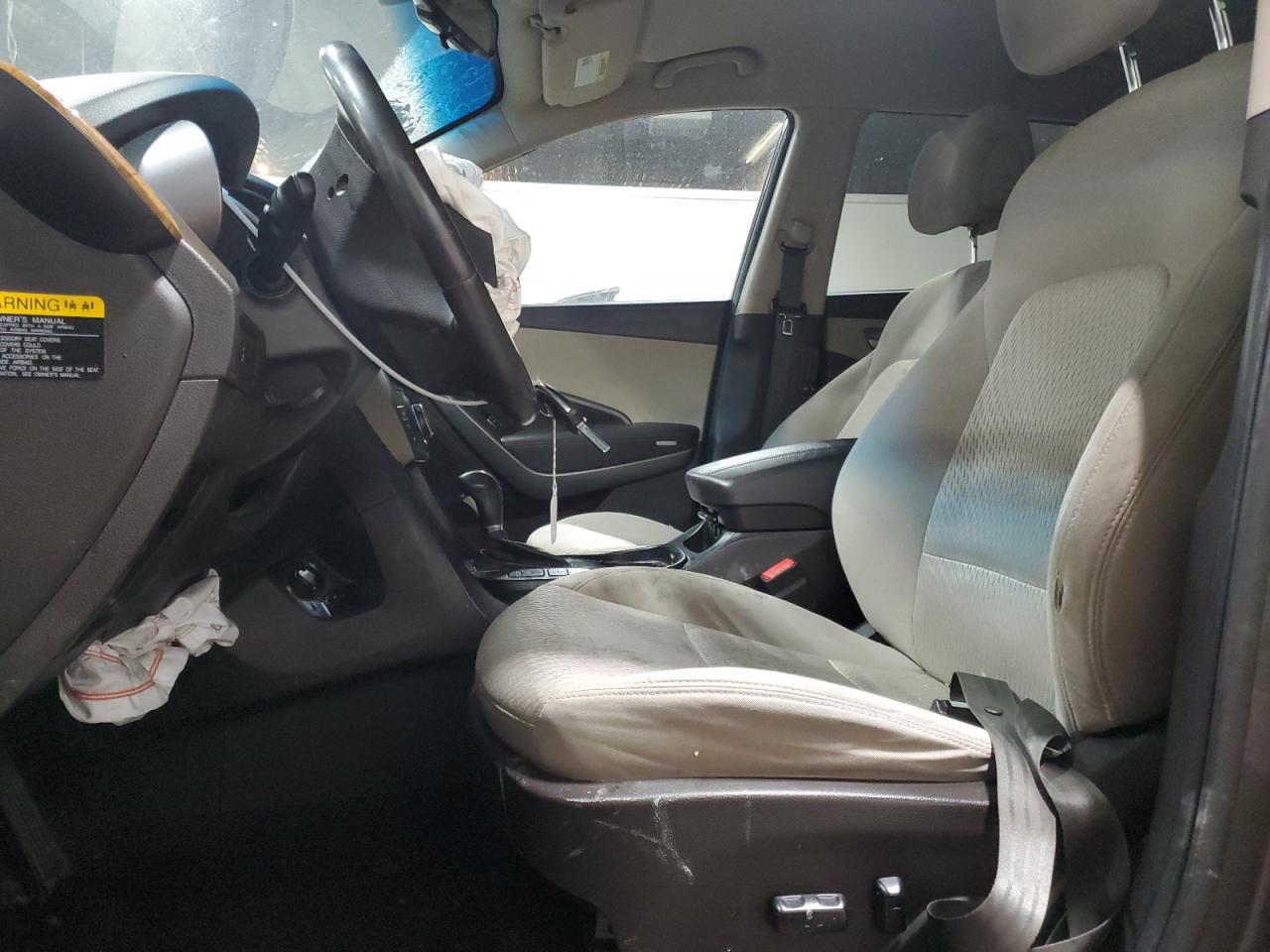 2014 Hyundai Santa Fe - Image 7