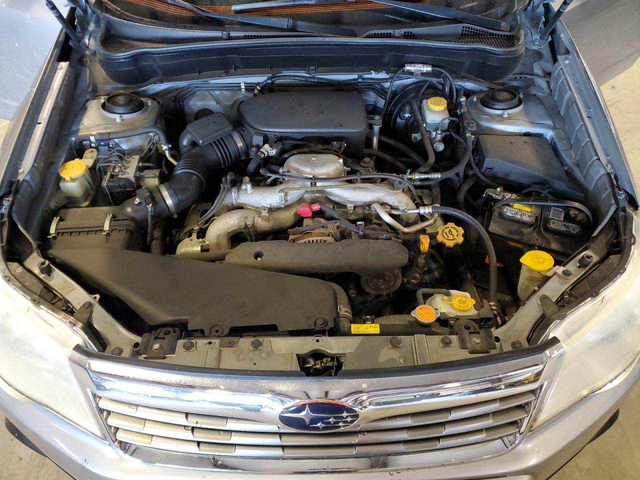 2010 Subaru Forester - Image 12