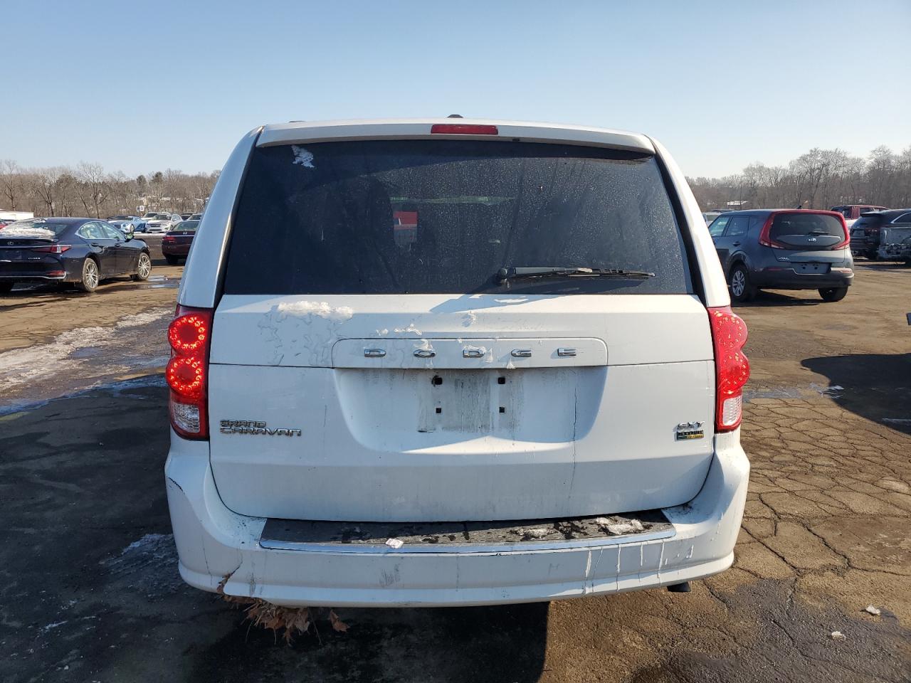 2016 Dodge Caravan - Image 6