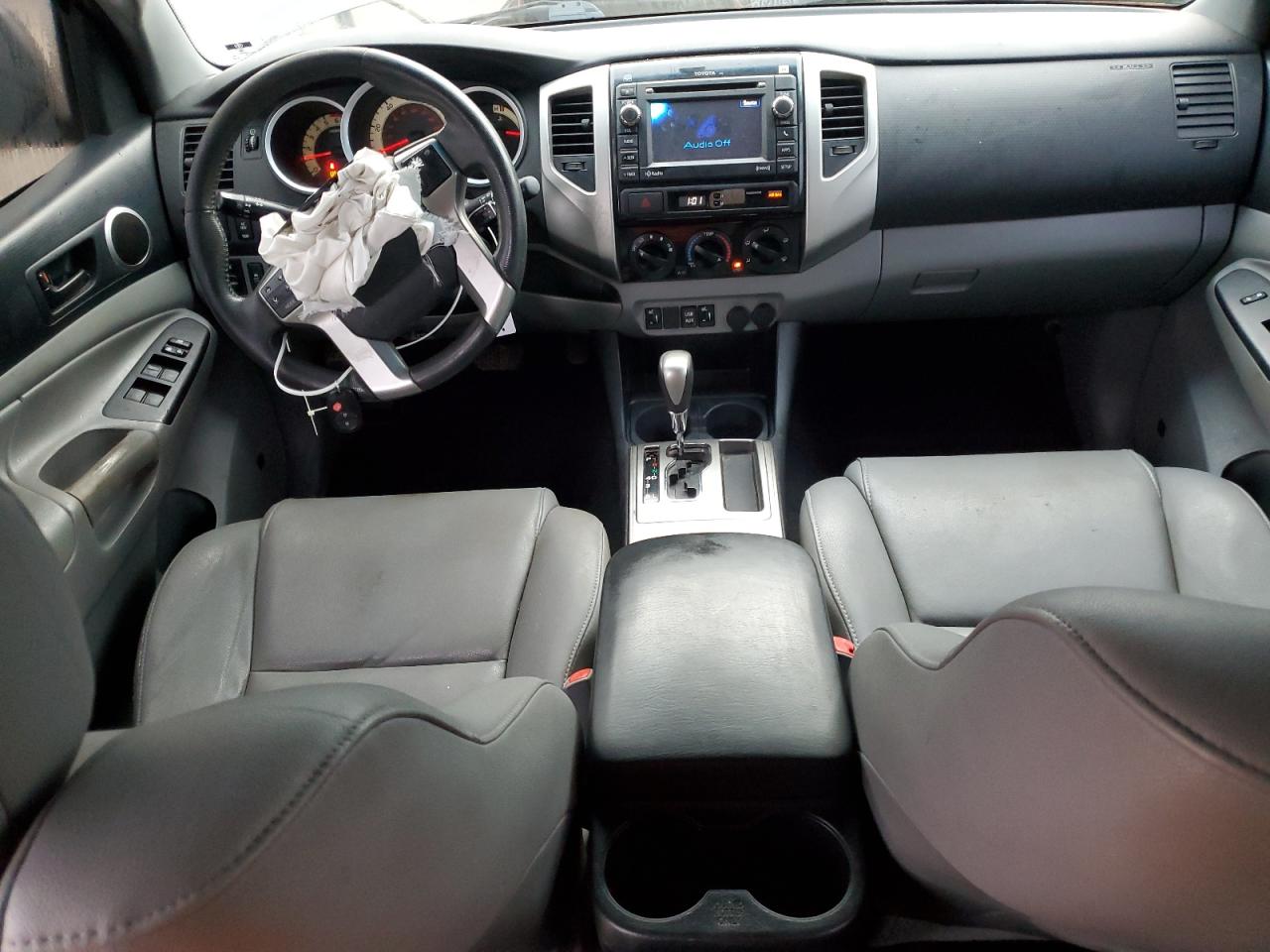 2013 Toyota Tacoma - Image 8