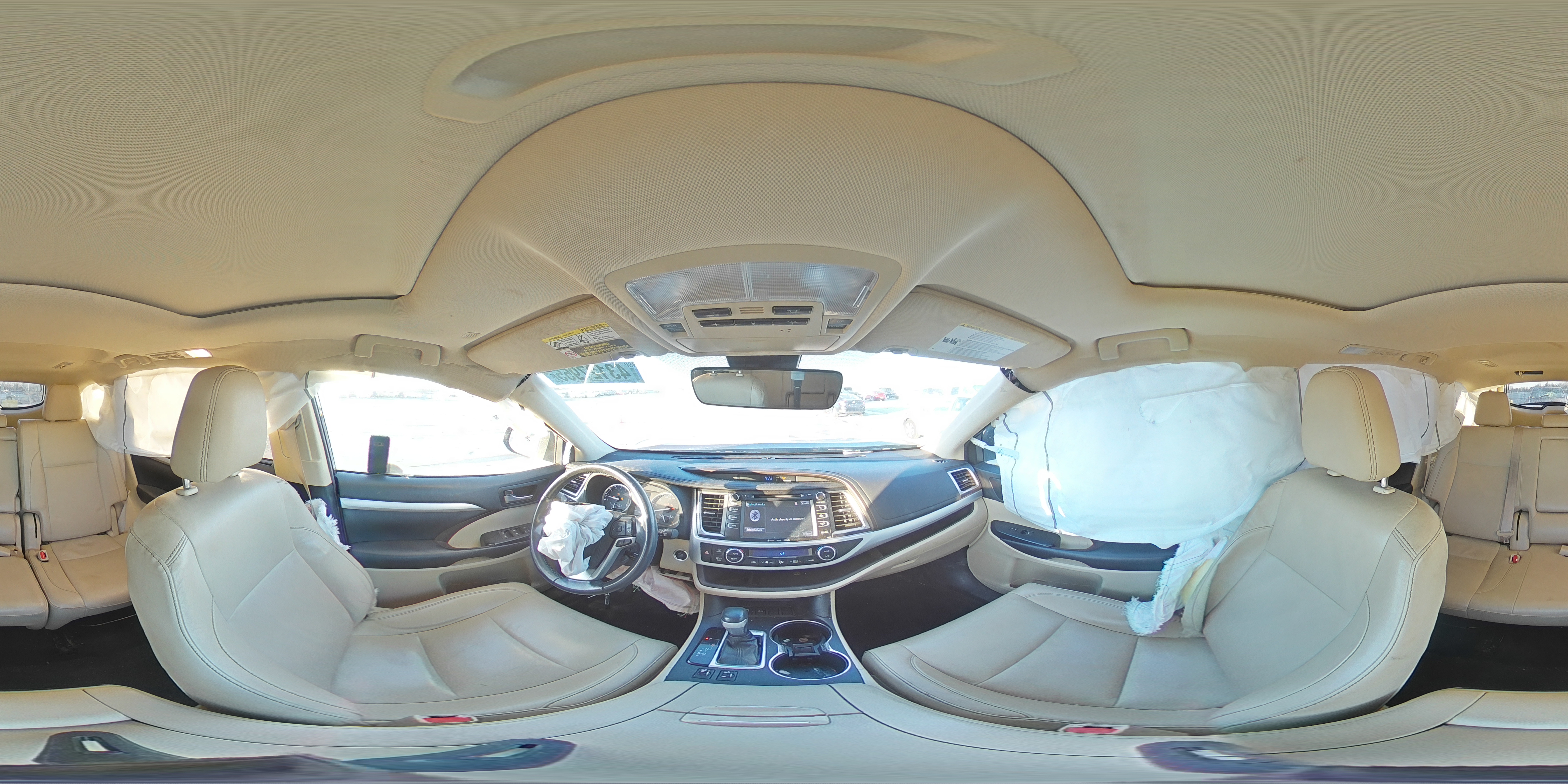 2019 Toyota Highlander - Image 13