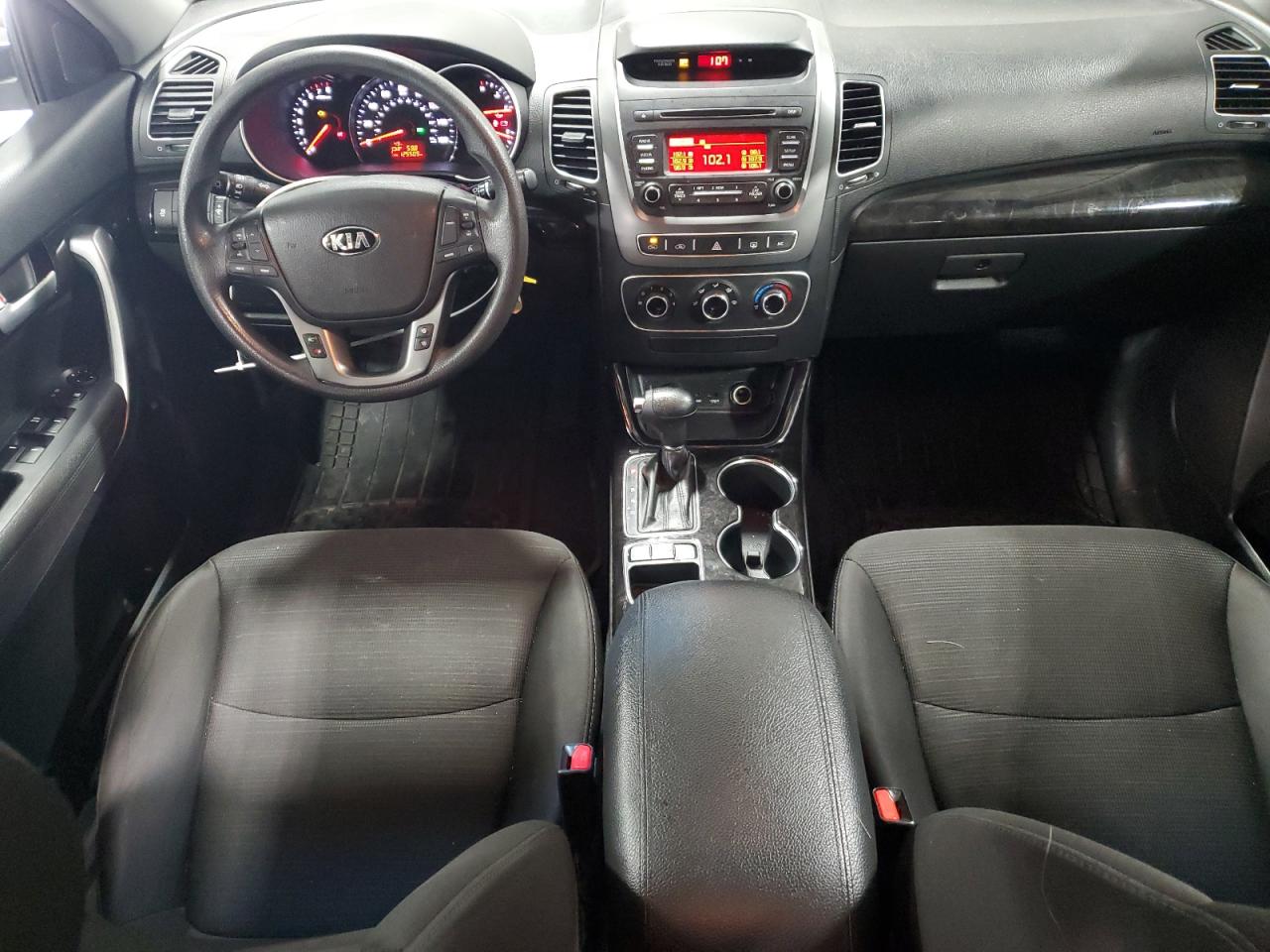 2015 Kia Sorento - Image 8