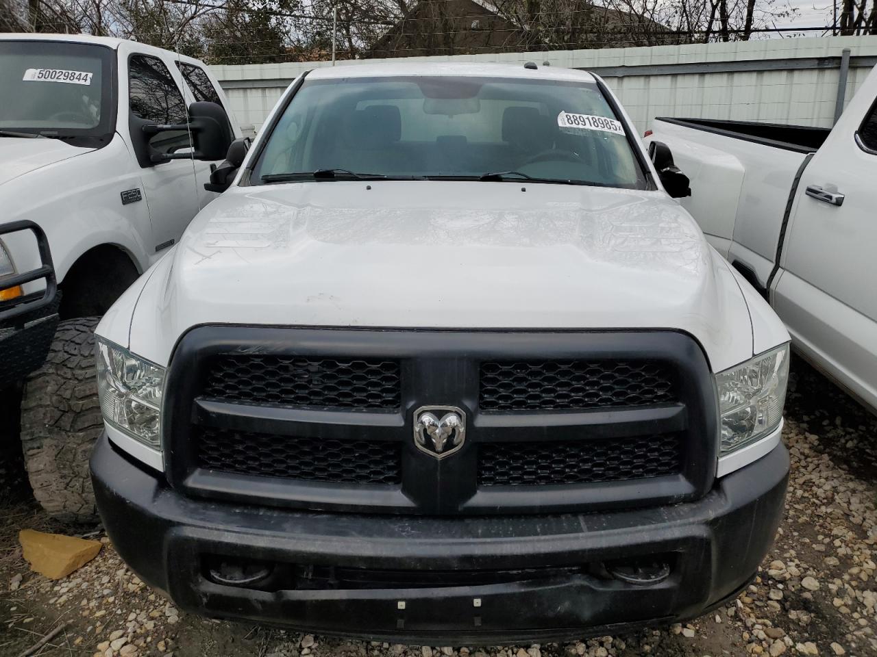 2015 RAM 3500 - Image 10