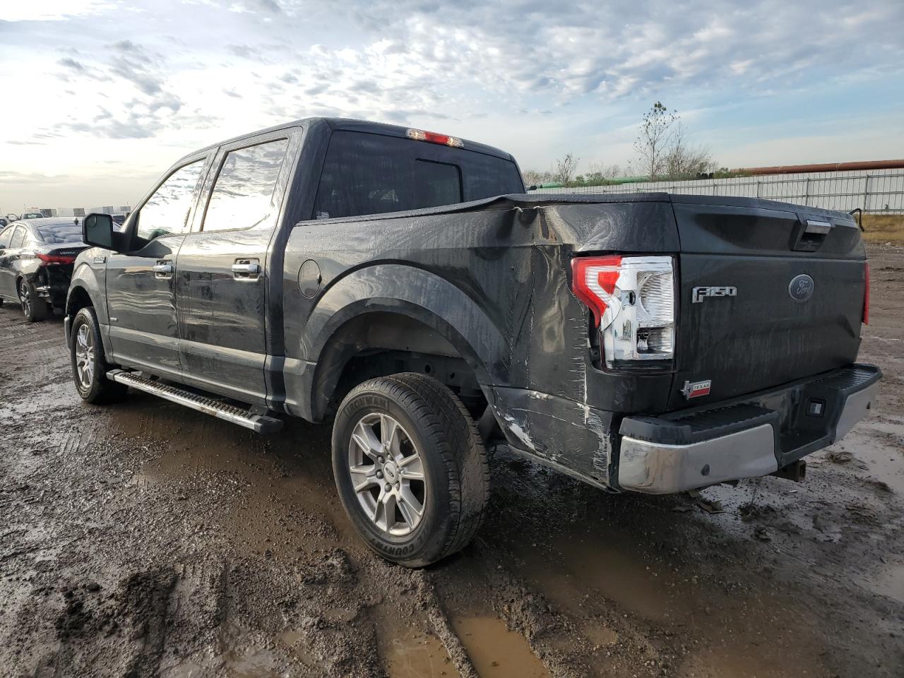 2015 Ford F-150 - Image 2