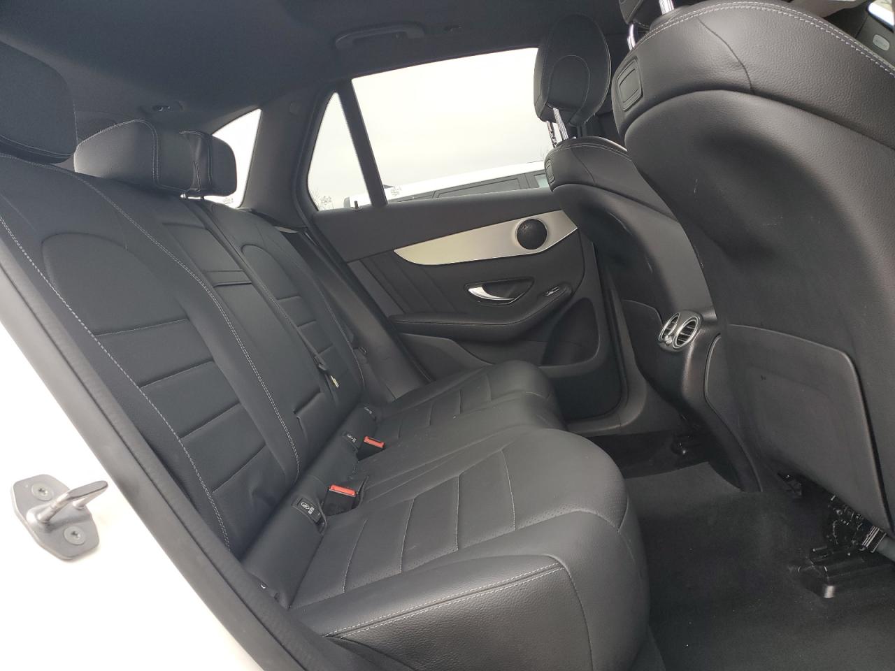 2019 Mercedes-Benz GLC - Image 11