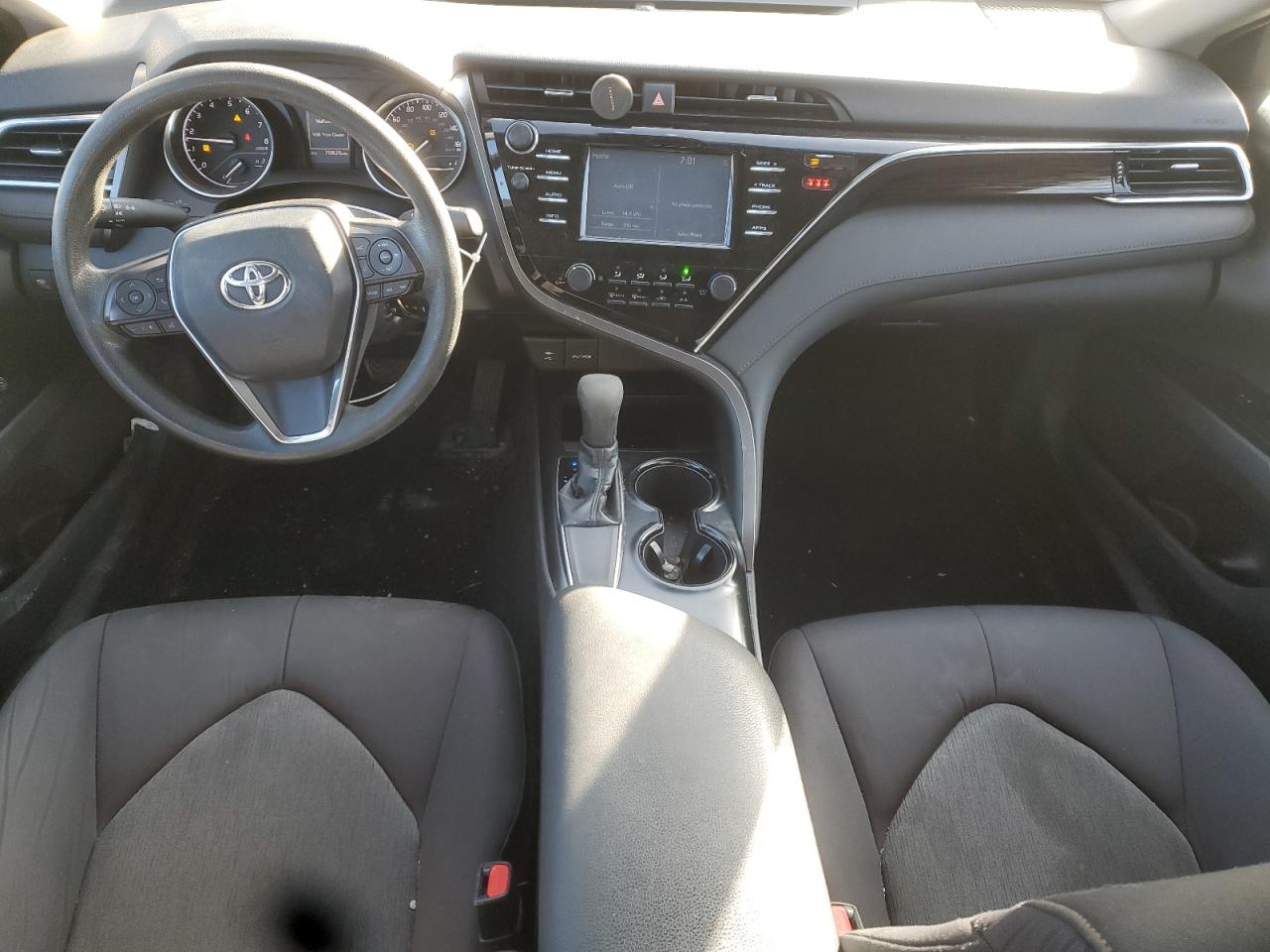 2018 Toyota Camry - Image 8