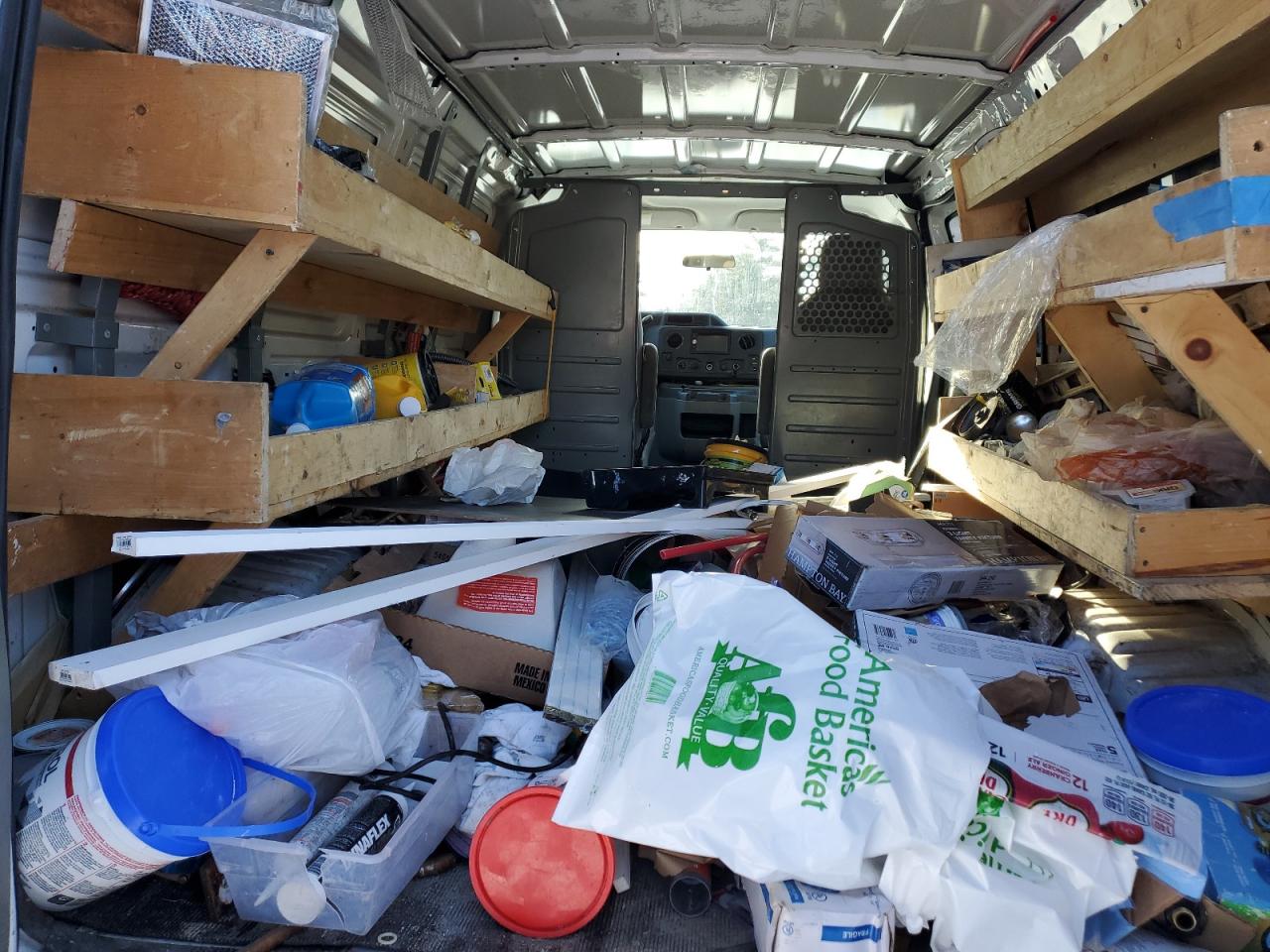 2012 Ford Econoline - Image 10