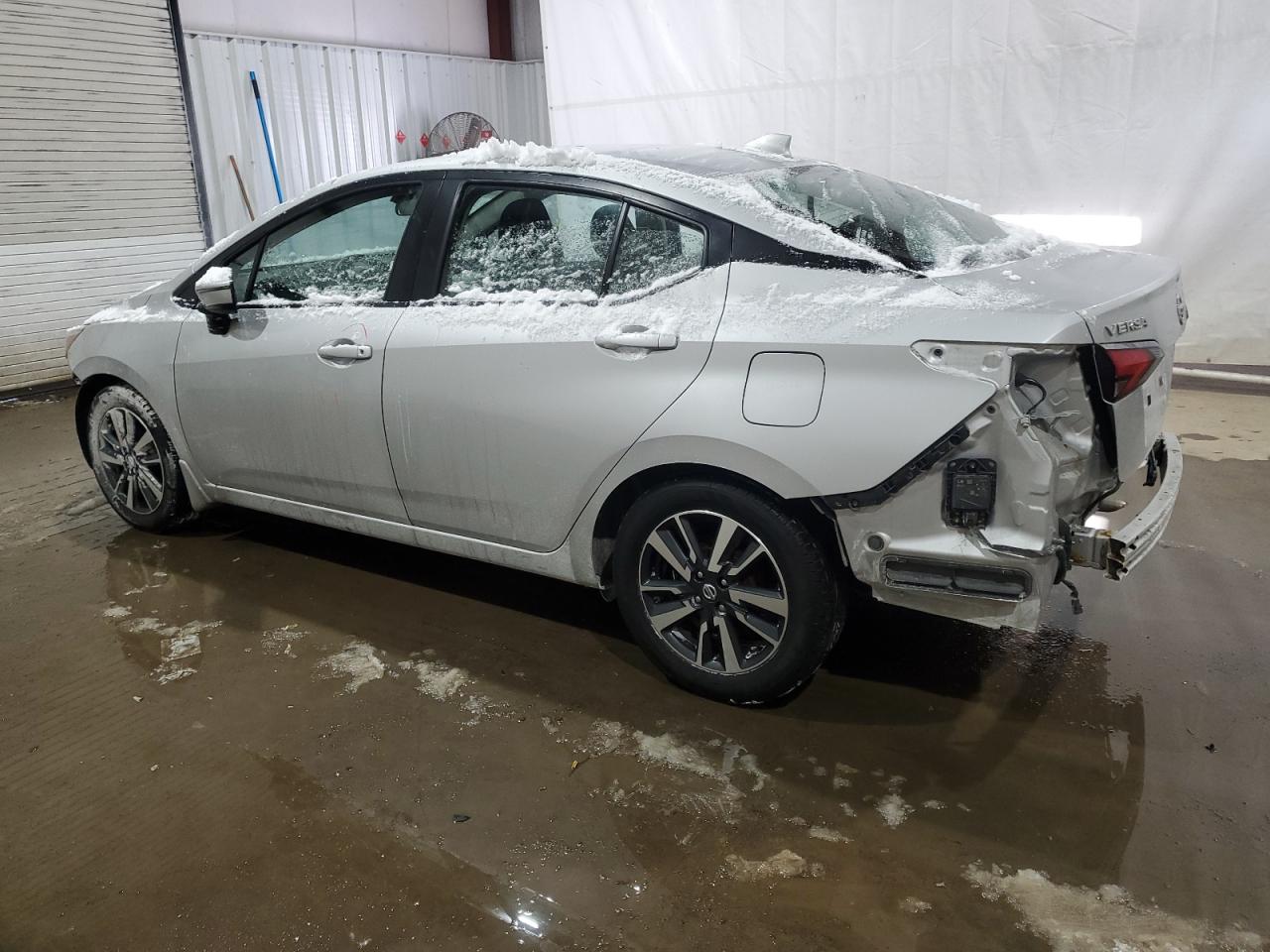 2021 Nissan Versa - Image 2