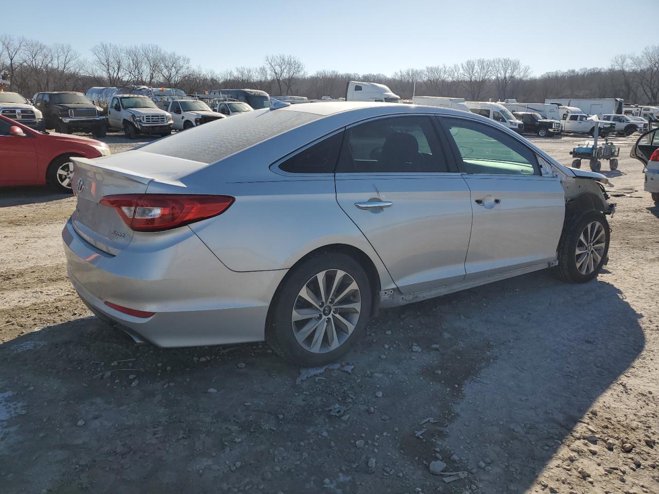 2017 Hyundai Sonata - Image 3