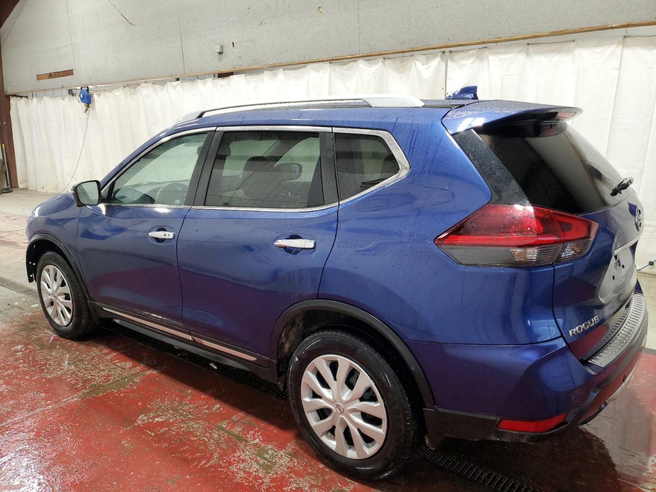 2020 Nissan Rogue - Image 2