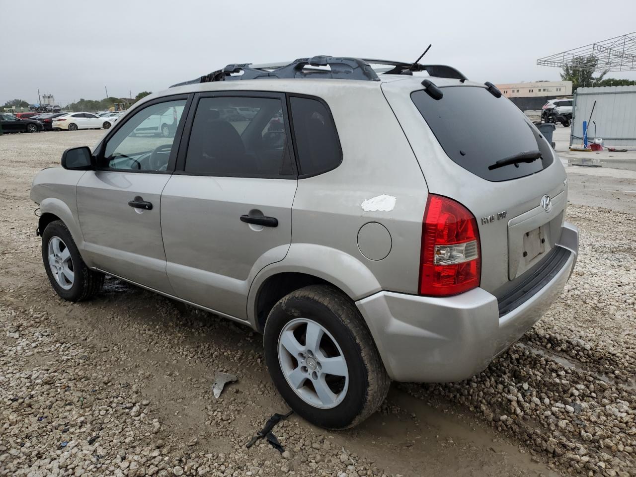 2006 Hyundai Tucson - Image 2