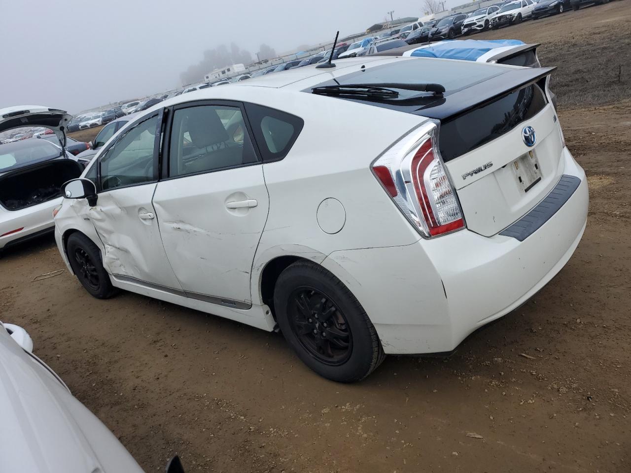 2015 Toyota Prius - Image 2