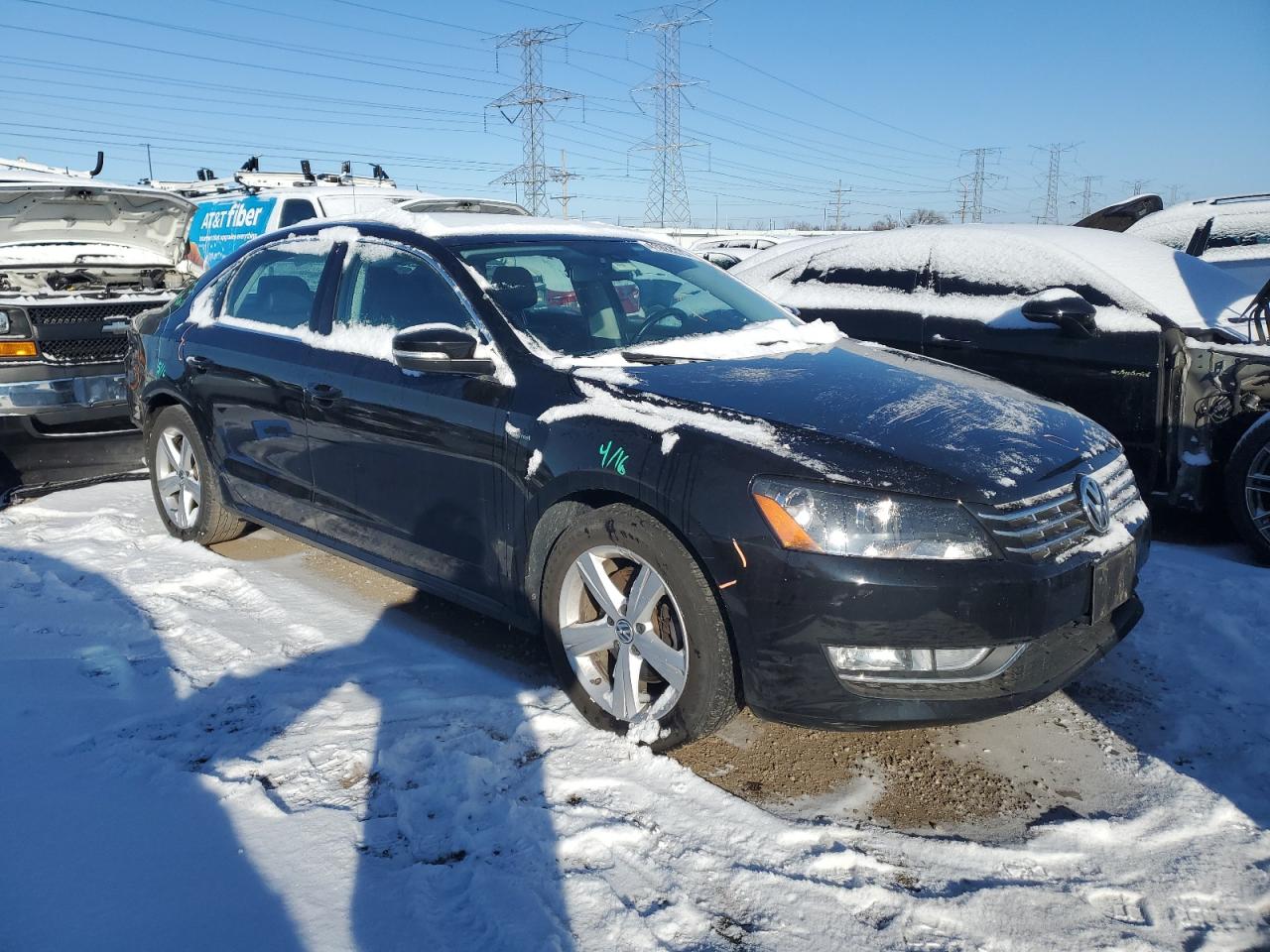2015 Volkswagen Passat - Image 4