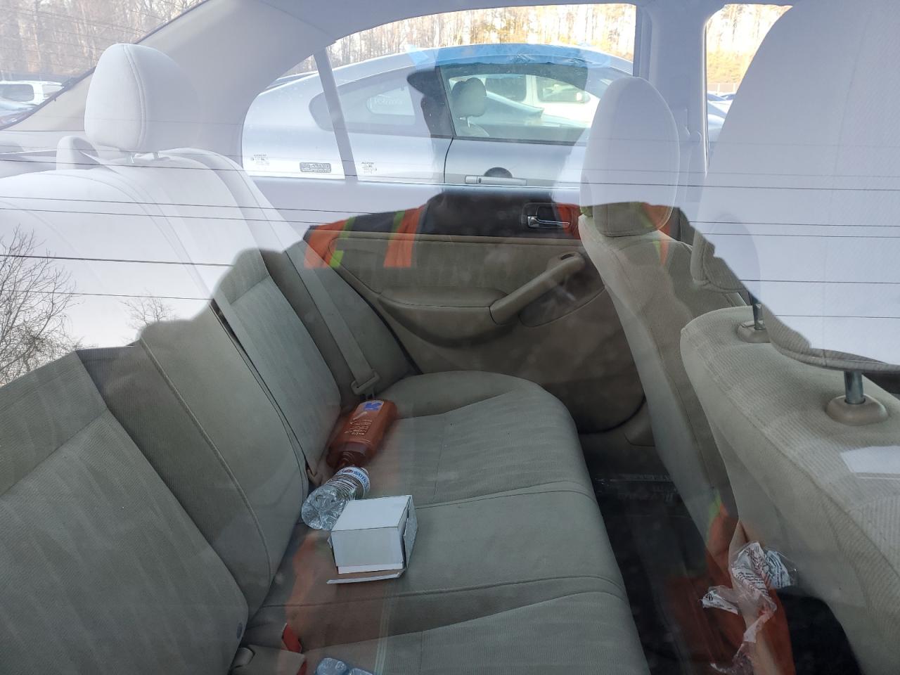 2003 Honda Civic - Image 10