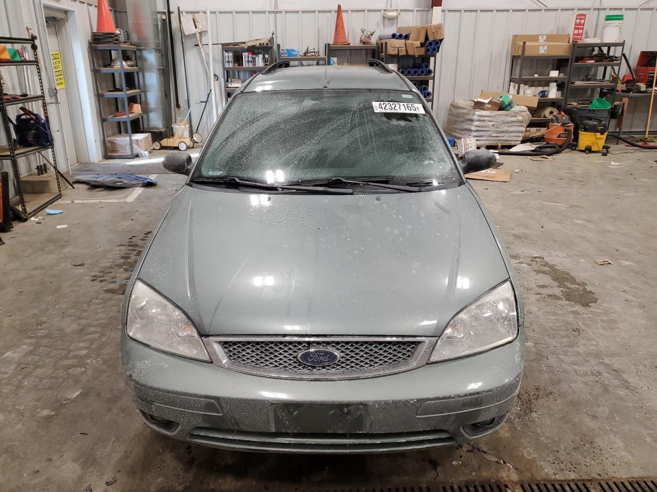 2005 Ford Focus - Image 5