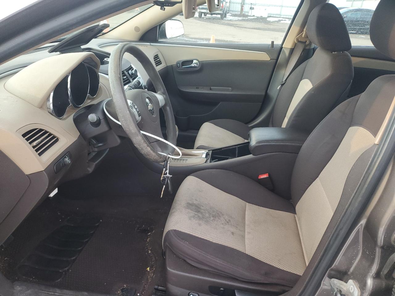 2010 Chevrolet Malibu - Image 7