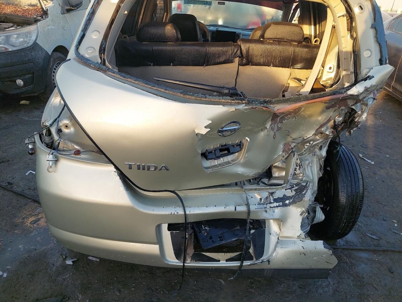 JN1CC13C36T001198 - 2006 Nissan Tiida - #42070655