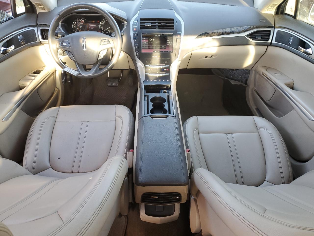2016 Lincoln MKZ - Image 8