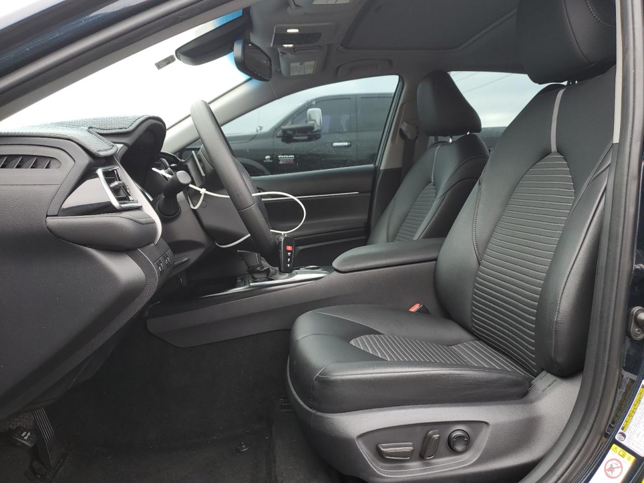 2018 Toyota Camry - Image 7