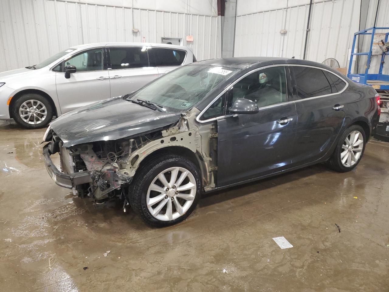 VIN 1G4PP5SK2E4207703 2014 BUICK VERANO no.1