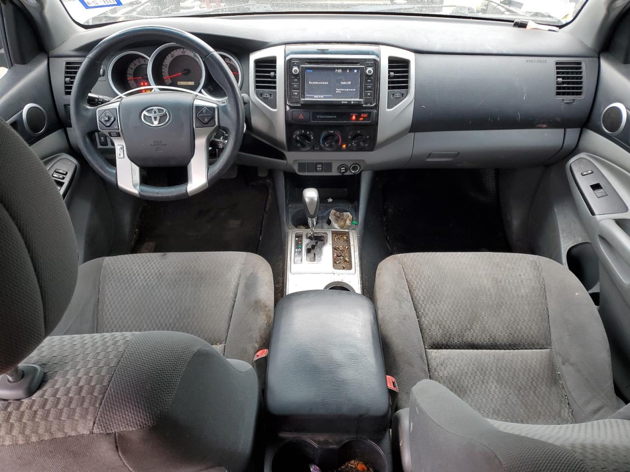 2015 Toyota Tacoma - Image 8