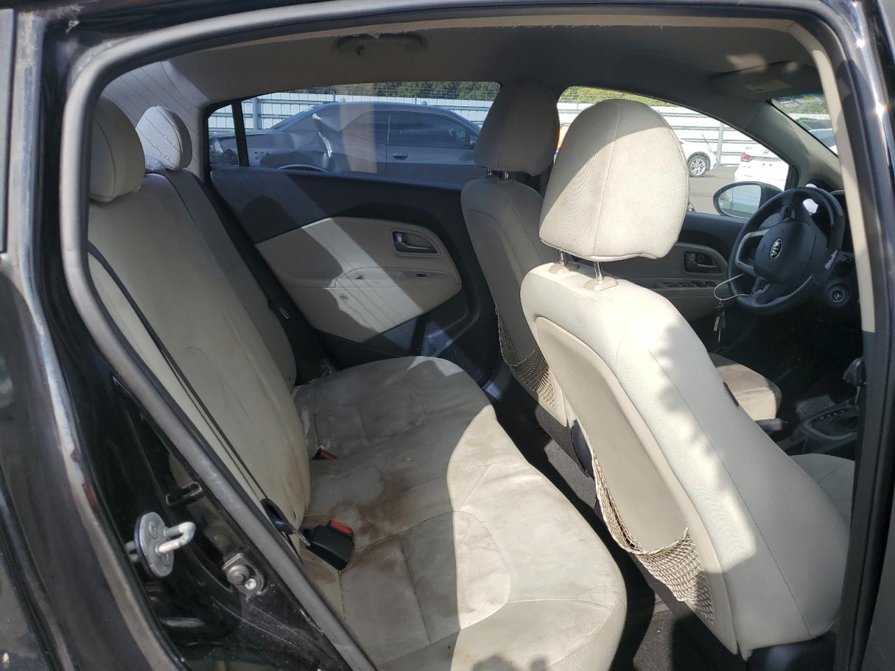 2013 Kia Rio - Image 11