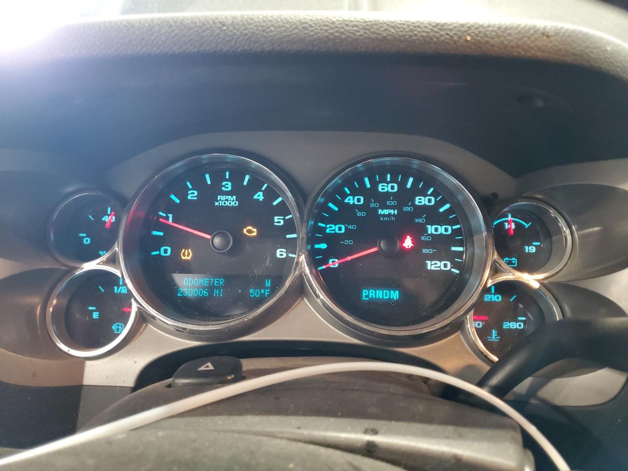 2011 Chevrolet Silverado - Image 9