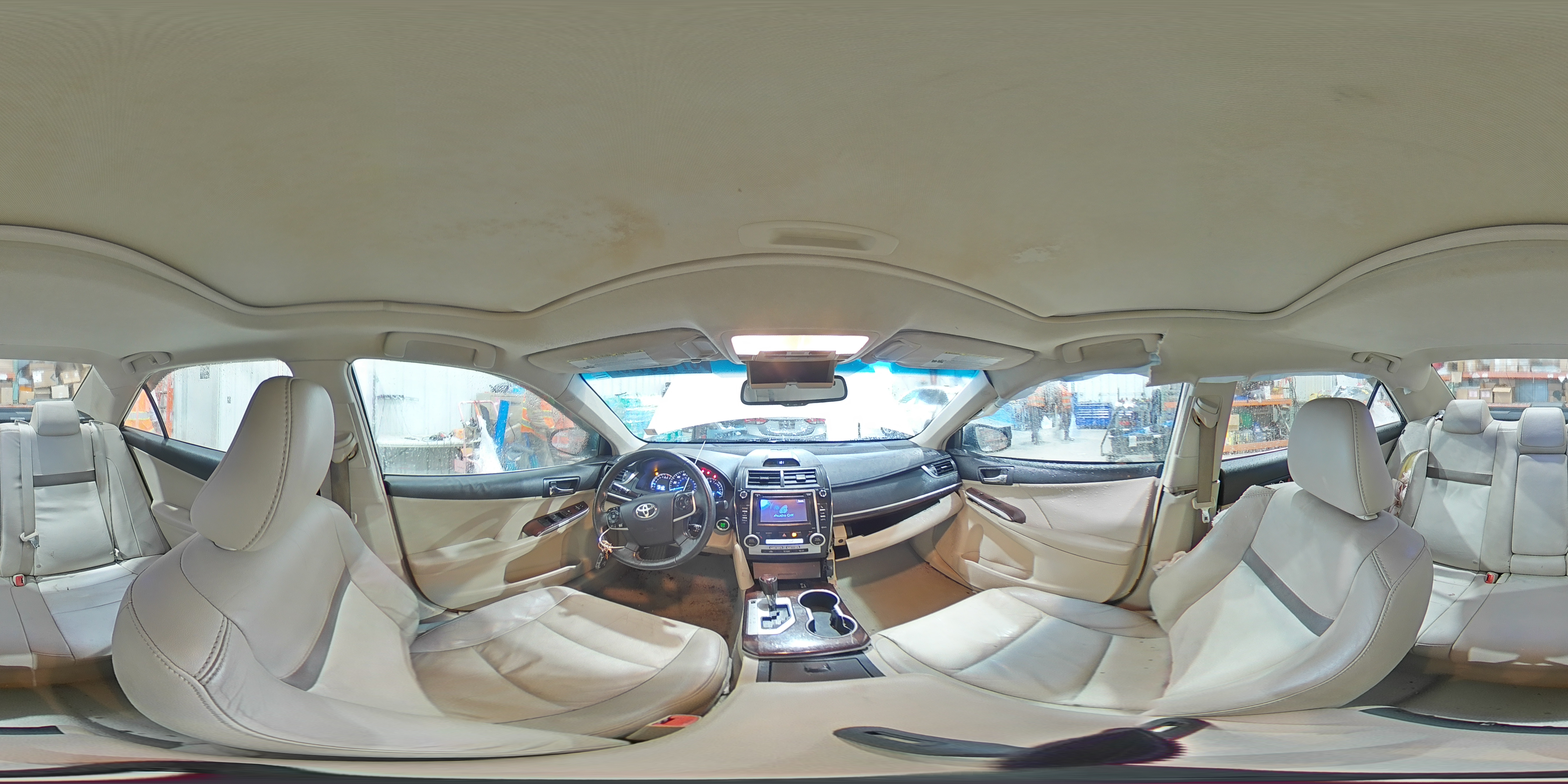 2012 Toyota Camry - Image 13