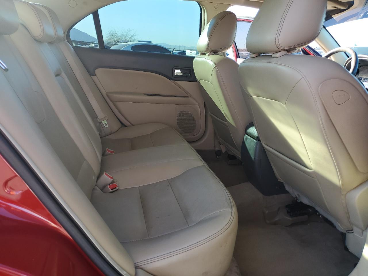 2010 Ford Fusion - Image 10