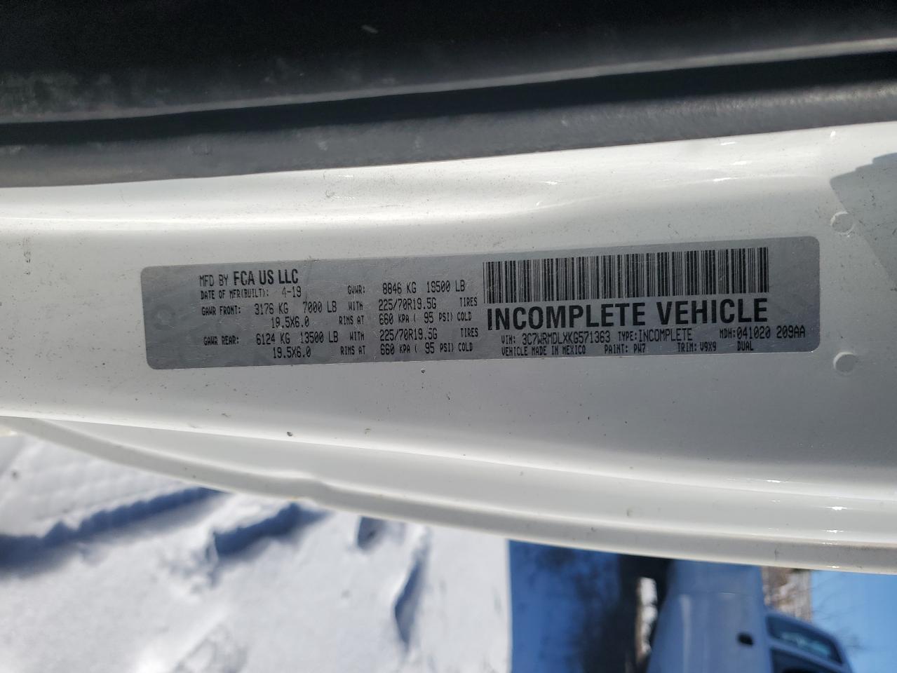 2016 RAM 5500 - Image 12