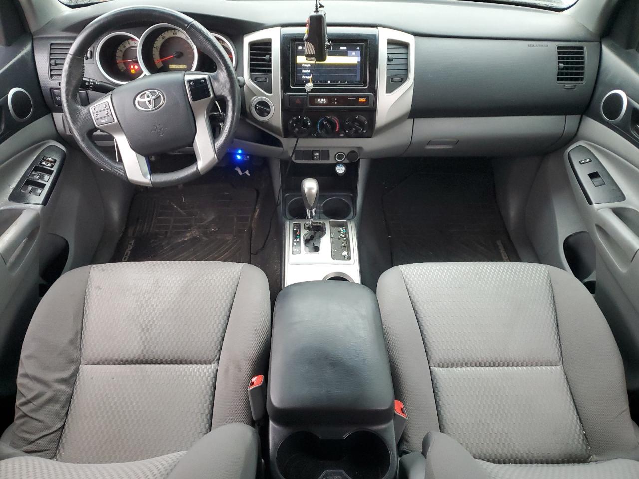 2013 Toyota Tacoma - Image 8