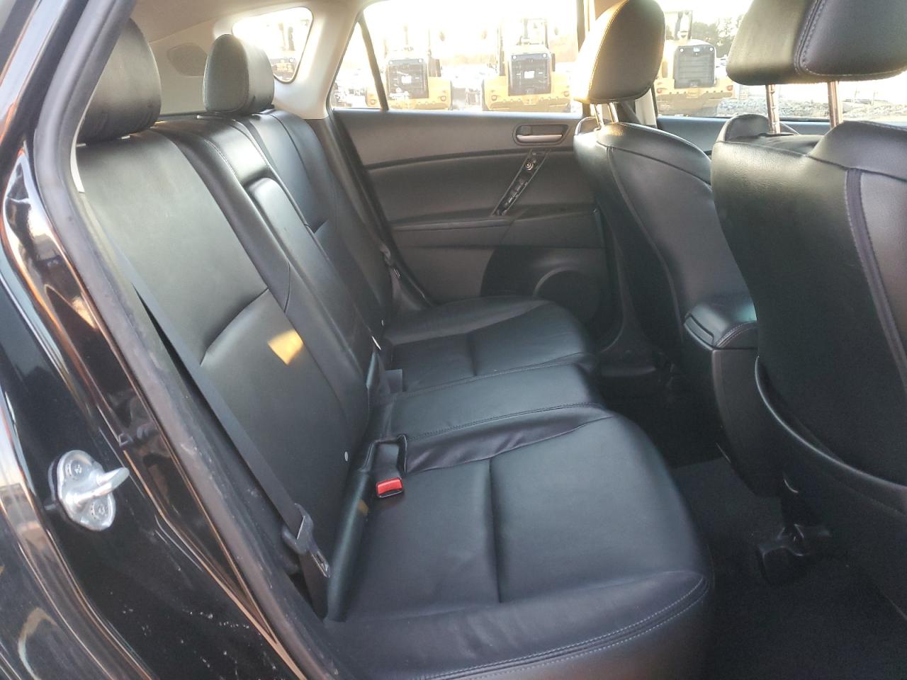2012 Mazda 3 - Image 11